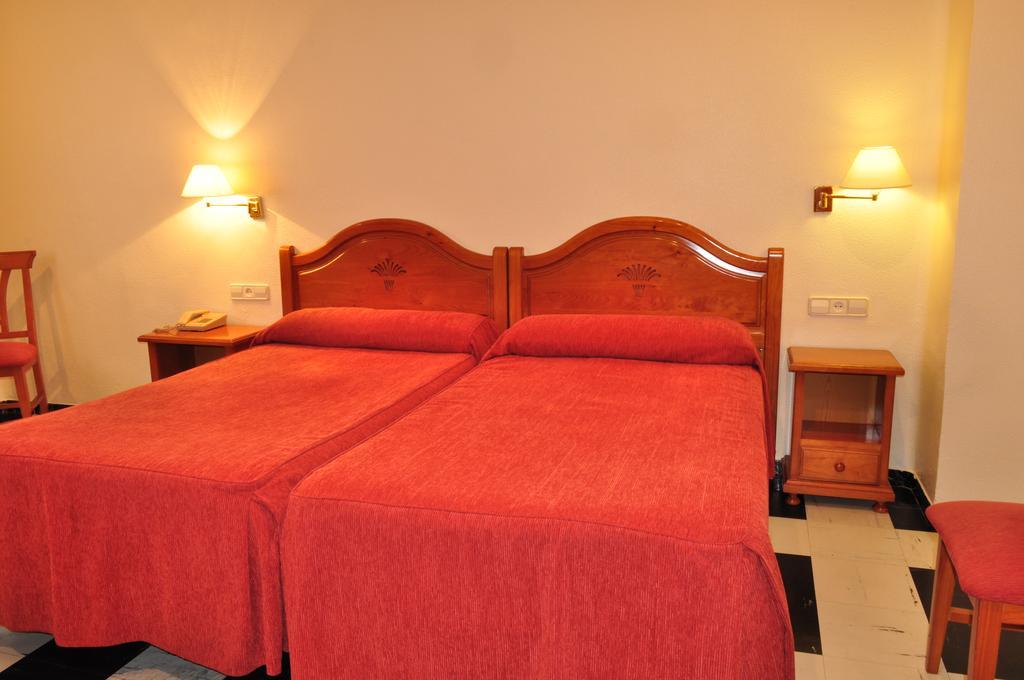 Hotel Los Rosales Almansa Δωμάτιο φωτογραφία